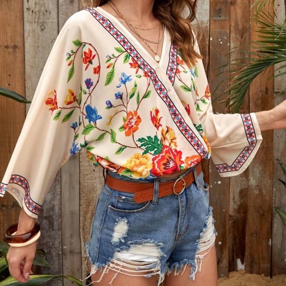 Boho floral print wrap blouse - Picture 4 of 5